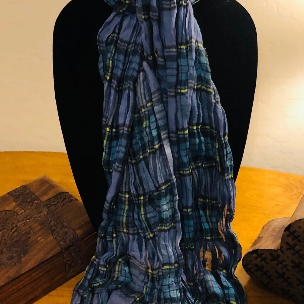 CEJON Women's Scarf Blue Plaid - Picture 2 of 7